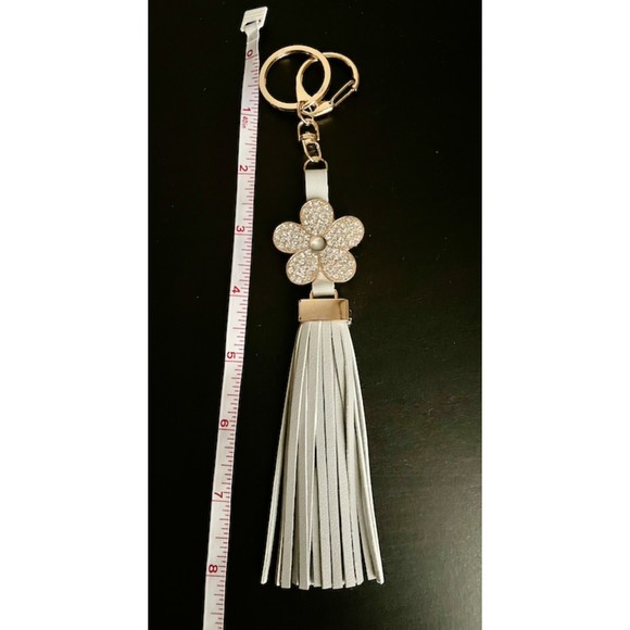Bag Charm-Bling Flower with Faux Leather Gray Tassel - Picture 7 of 7